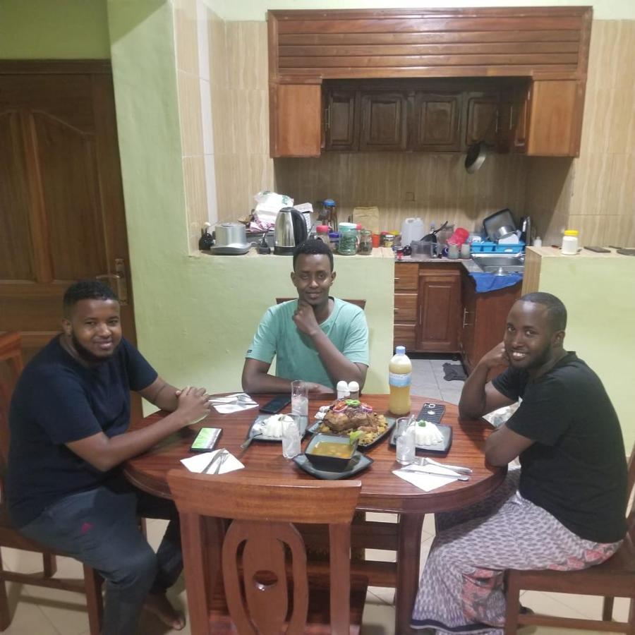 Da Vinci House Bed & Breakfast Kigali Dış mekan fotoğraf